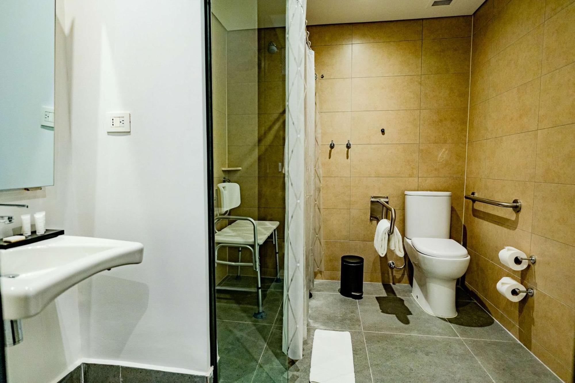 Hampton By Hilton Santiago Las Condes Exterior foto